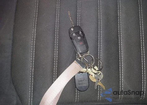 2014 Ford Fusion Se z USA, uszkodzony, nr VIN 1FA6P0H72E5390722